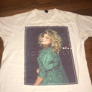 authentic tori kelly tour t-shirt, size medium